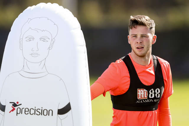 180928_AFCBournemouth_training_016.jpg